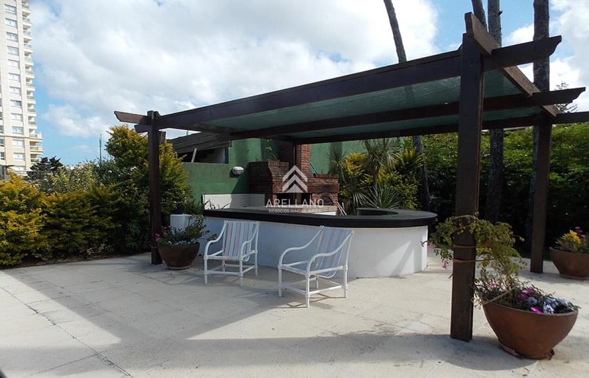 Casa ID.2725 - Casa 5 dormitorios Playa Mansa