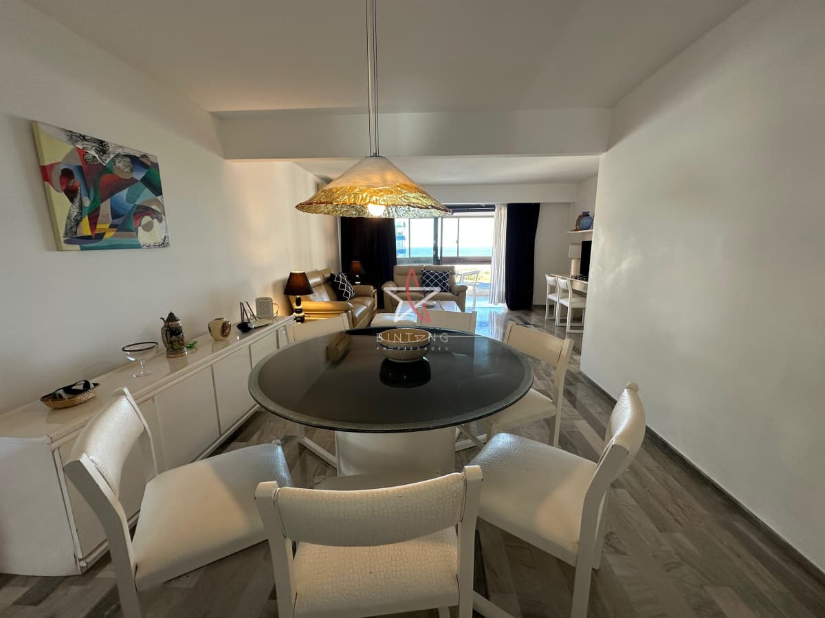 Apartamento de 4 dormitorios en venta, Punta del Este  - Bintang Propiedades