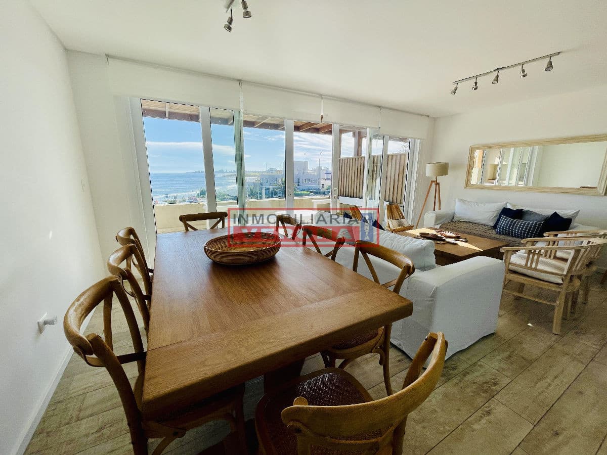 Departamento en Palcos de la Posta La Barra - Inmobiliaria Verona Punta