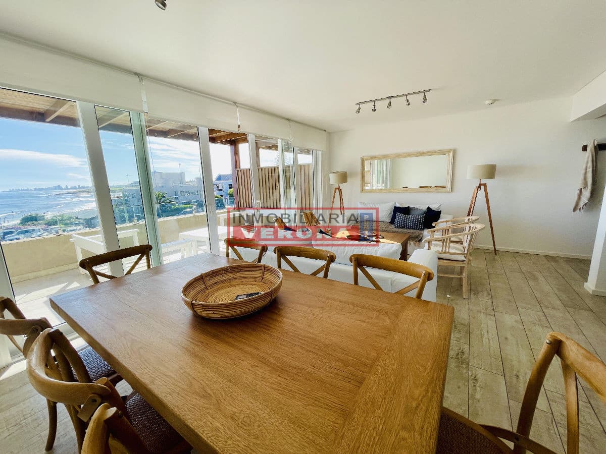 Departamento en Palcos de la Posta La Barra - Inmobiliaria Verona Punta