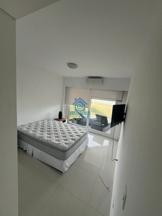Mansa Frente al Mar Departamento 2 Suites en Venta   -