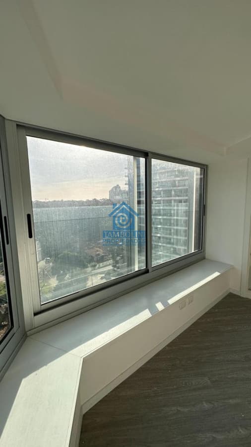 Apartamento ID.144 - Departamento en venta Dos Dormitorios edificio con muy buenos servicios en Punta Del Este