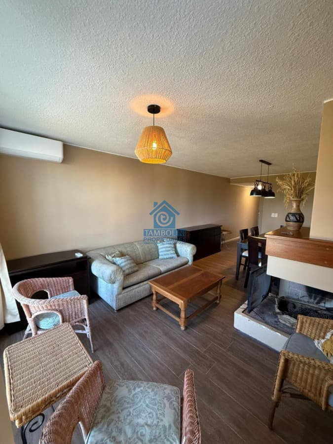 Hermoso departamento tipo casa en alquiler anual Mansa a pasos de la playa  -