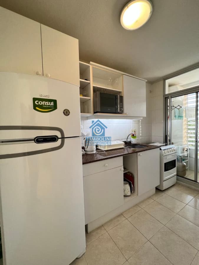 Alquiler Anual Departamento muy cómodo Punta del Este   -
