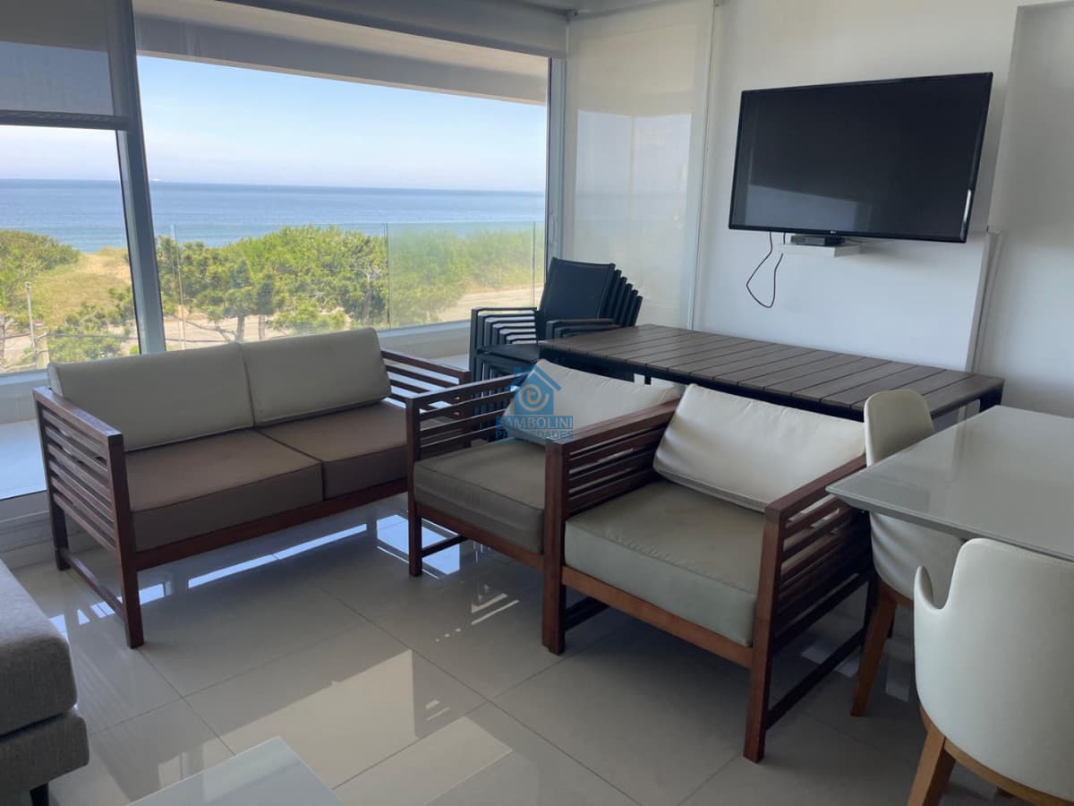 Apartamento ID.974 - Venta 3 suites frente al mar