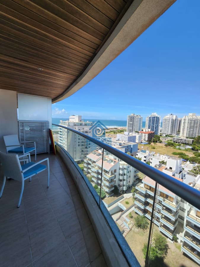 Apartamento ID.907 - Hermoso departamento en Venta Brava Primera Línea