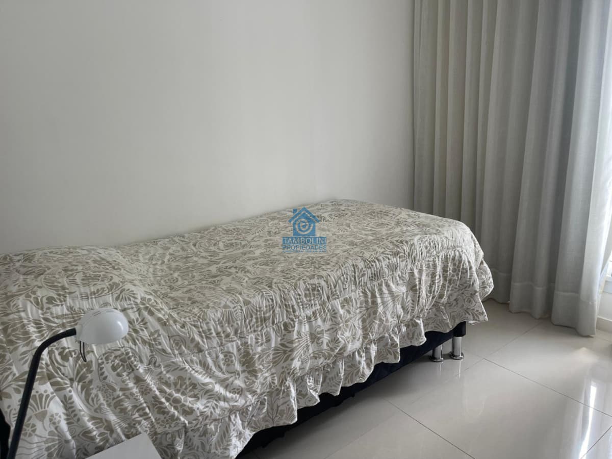 Apartamento ID.974 - Venta 3 suites frente al mar