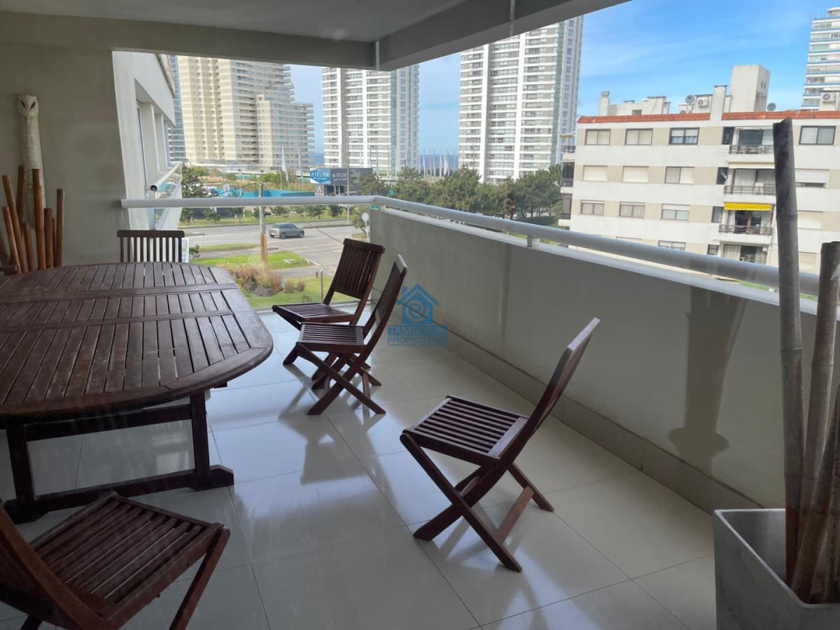 Apartamento ID.1231 - Hermoso Departamento 4 suites Brava