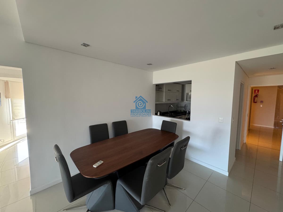 Apartamento ID.712 - Venta Exlusiva Frente al Mar Departamento 2 suites - Punta del Este