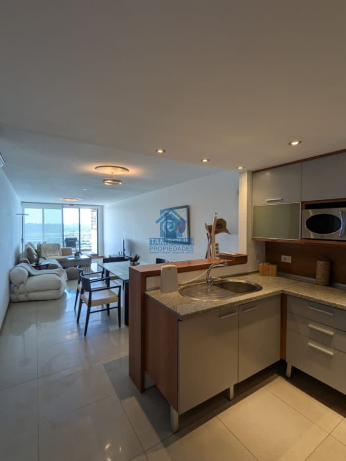 Alquiler Anual en Brava 2 suites   -