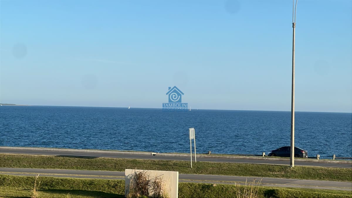 Apartamento ID.712 - Venta Exlusiva Frente al Mar Departamento 2 suites - Punta del Este