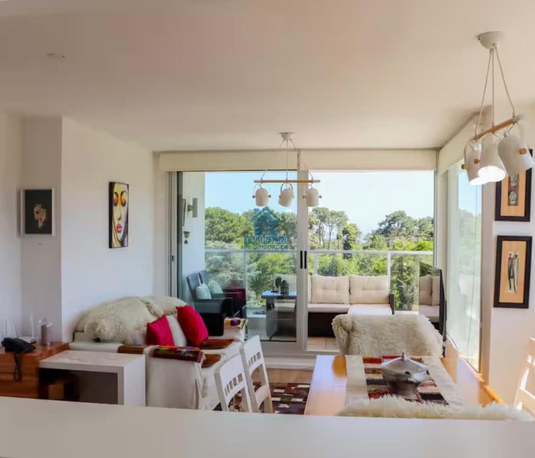 Alquiler Anual Hermoso Departamento Edificio con Amenities   -