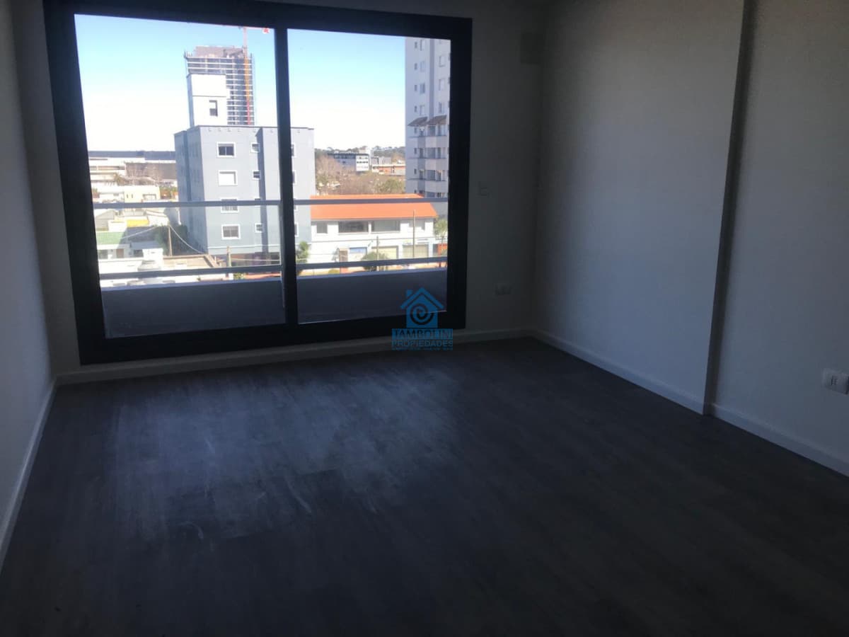 Apartamento ID.584 - Venta Departamento 1 dormitorio con Renta zona Atlántico Shopping