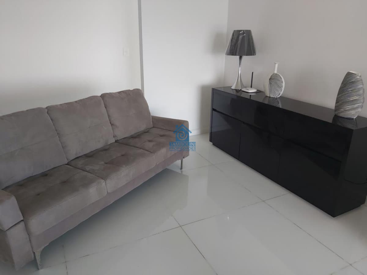 Hermoso Pent House en Alquiler Anual Mansa Frente al Mar   -