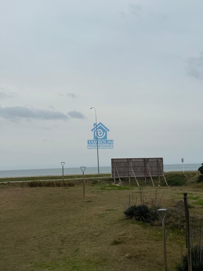 Alquiler Anual Edificio con Amenities Mansa Frente al Mar  -
