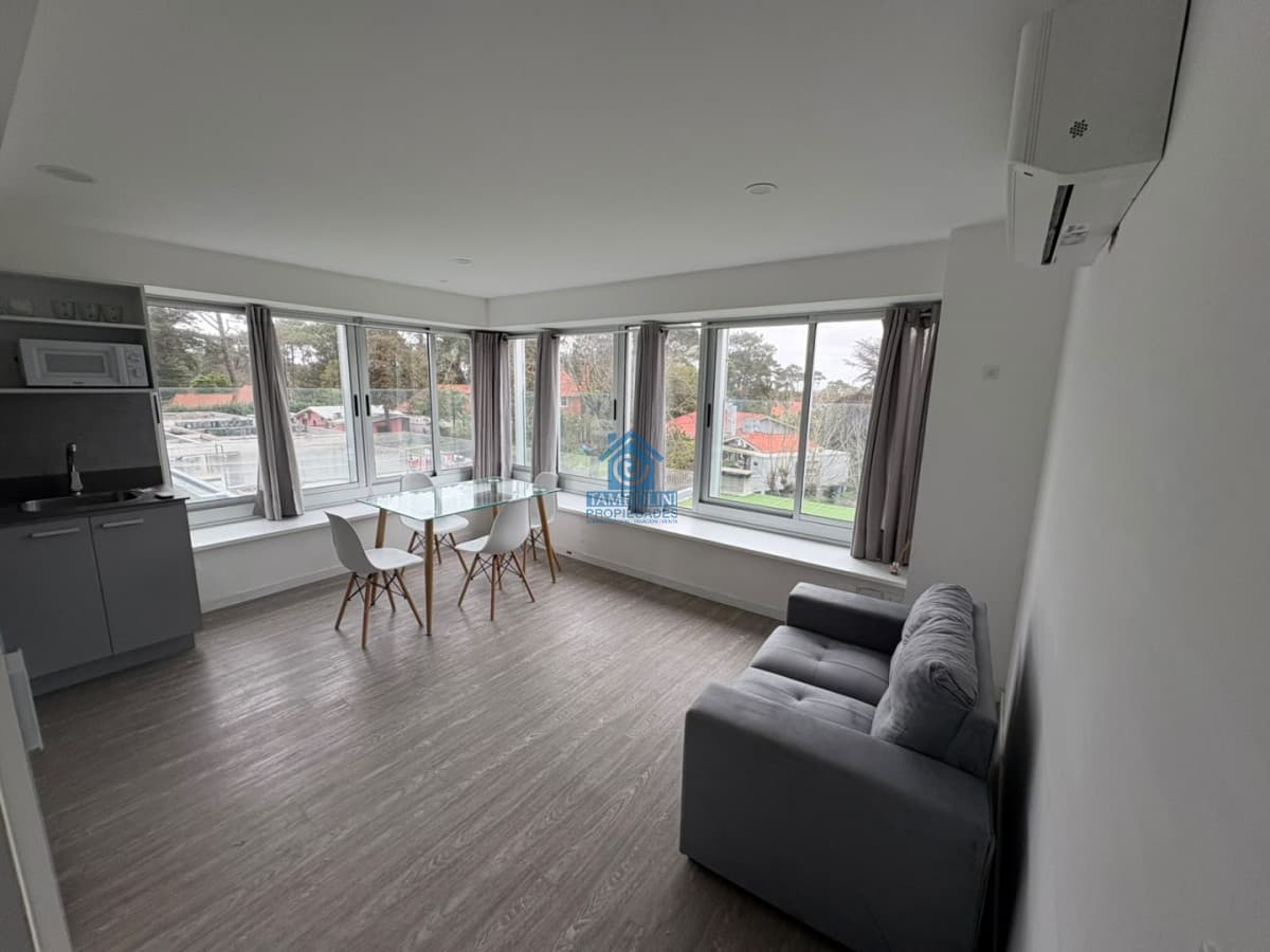 Apartamento ID.1338 - Venta Punta del Este  1 dormitorio con Garage