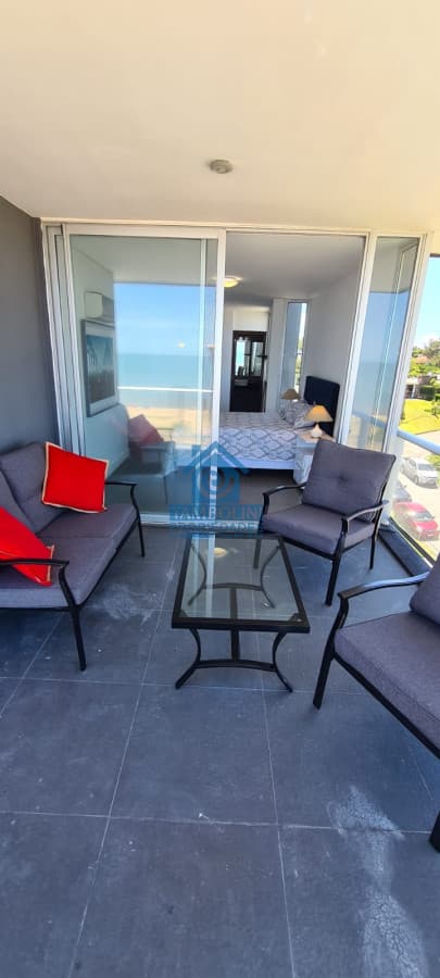 Apartamento ID.100 - Magnífico Pent House en Mansa frente al mar !