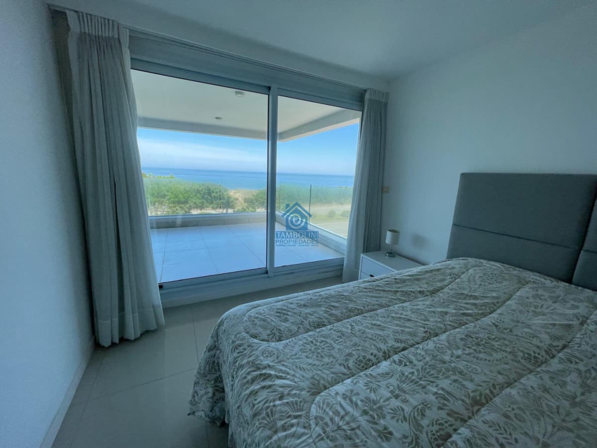 Apartamento ID.974 - Venta 3 suites frente al mar