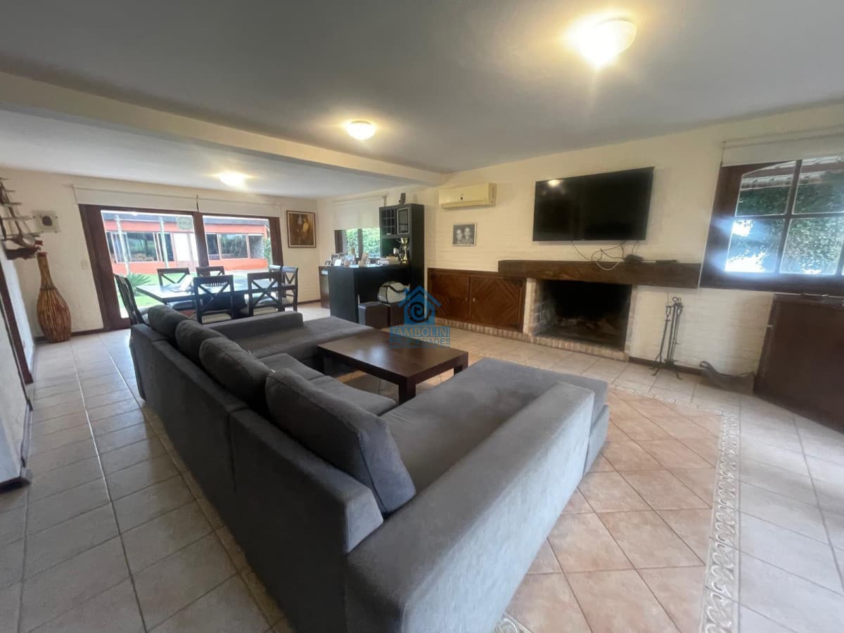 Casa ID.918 - Hermosa Casa en Venta en Zona Priviligiada de Punta del Este