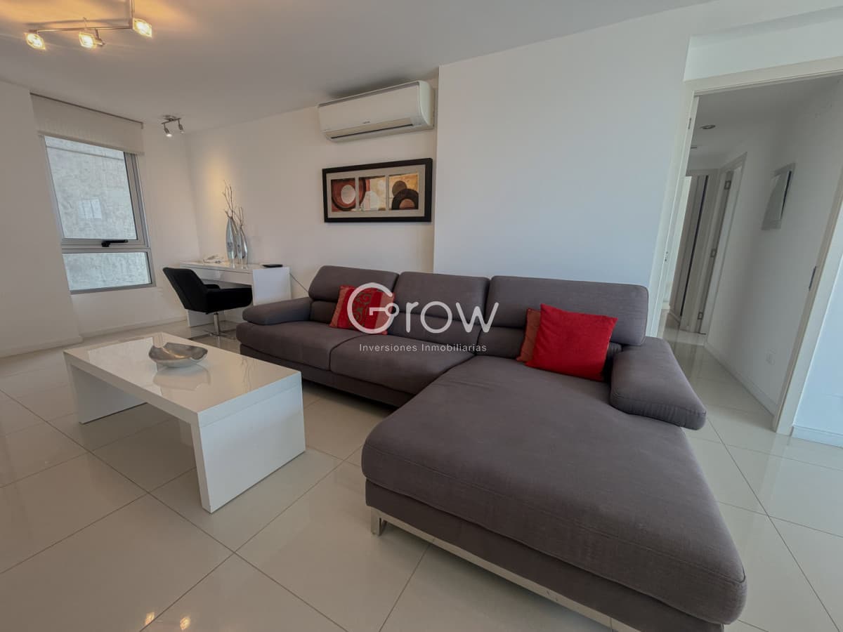 Apartamento de 3 dormitorios en  Roosevelt