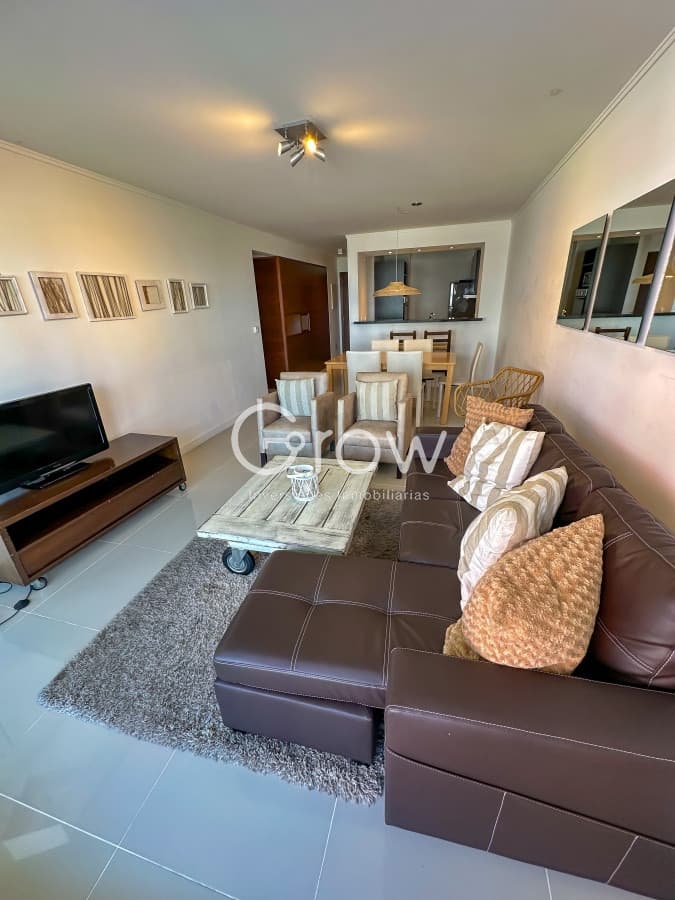 Departamento en venta en exclusiva torre en Punta del Este