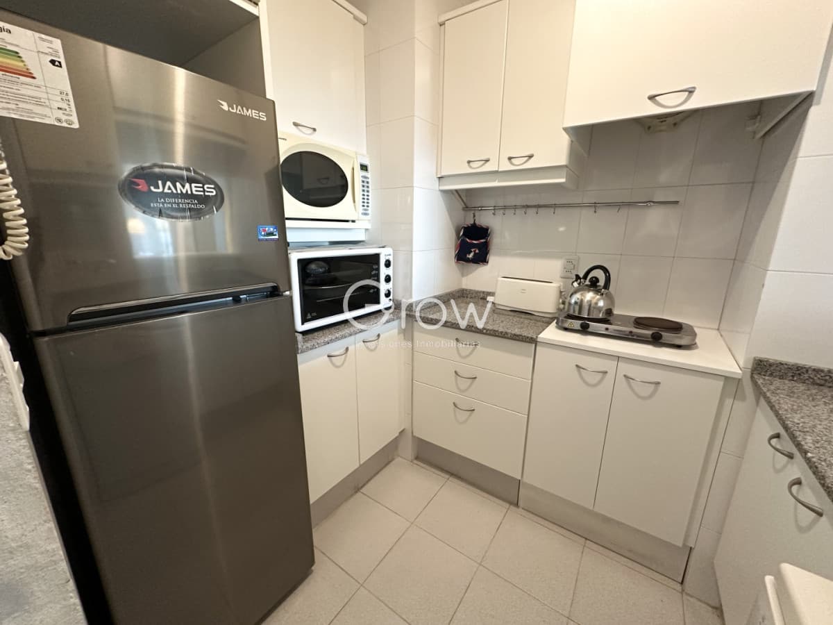 Apartamento en Alquiler con vistas al mar.   -
