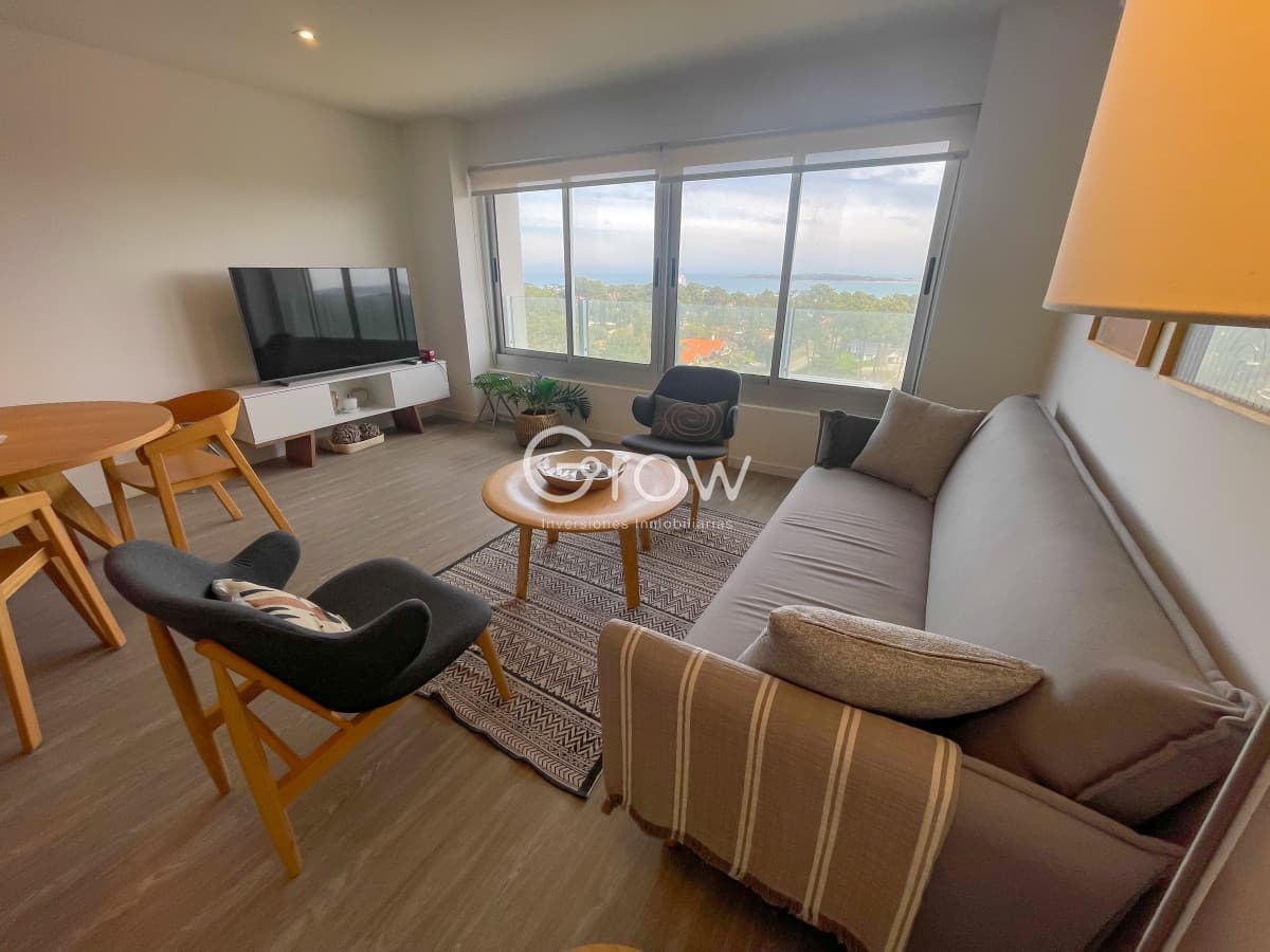 Piso alto en Av Roosevelt, alquiler de verano, Punta del Este!  -
