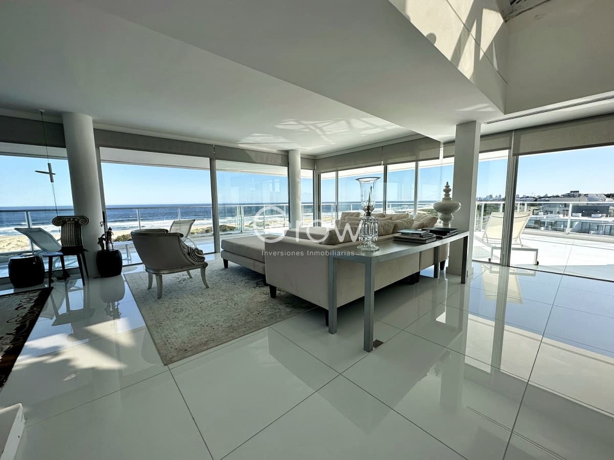 Pent House en primera linea de Playa Brava. Punta del Este