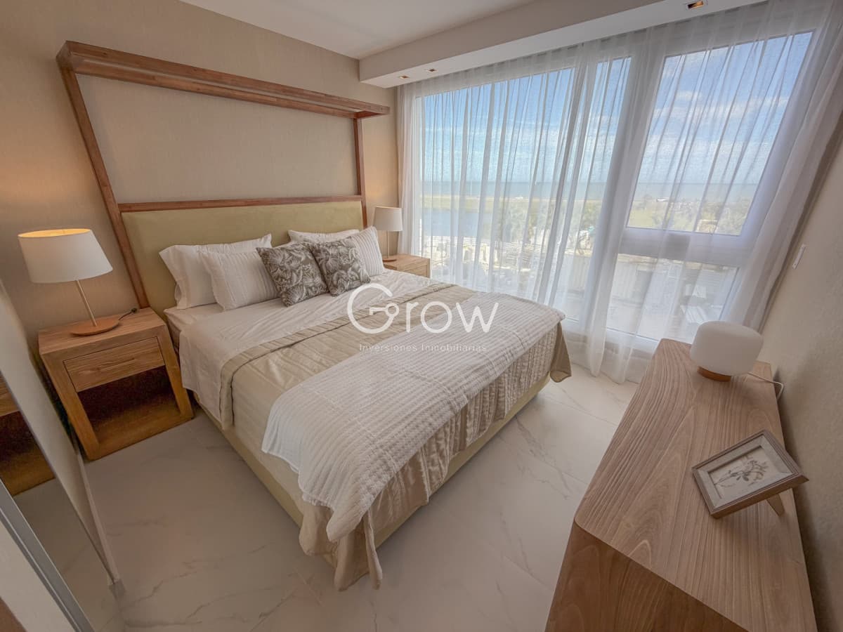 Apartamento en venta de 3 dormitorios en Playa Mansa