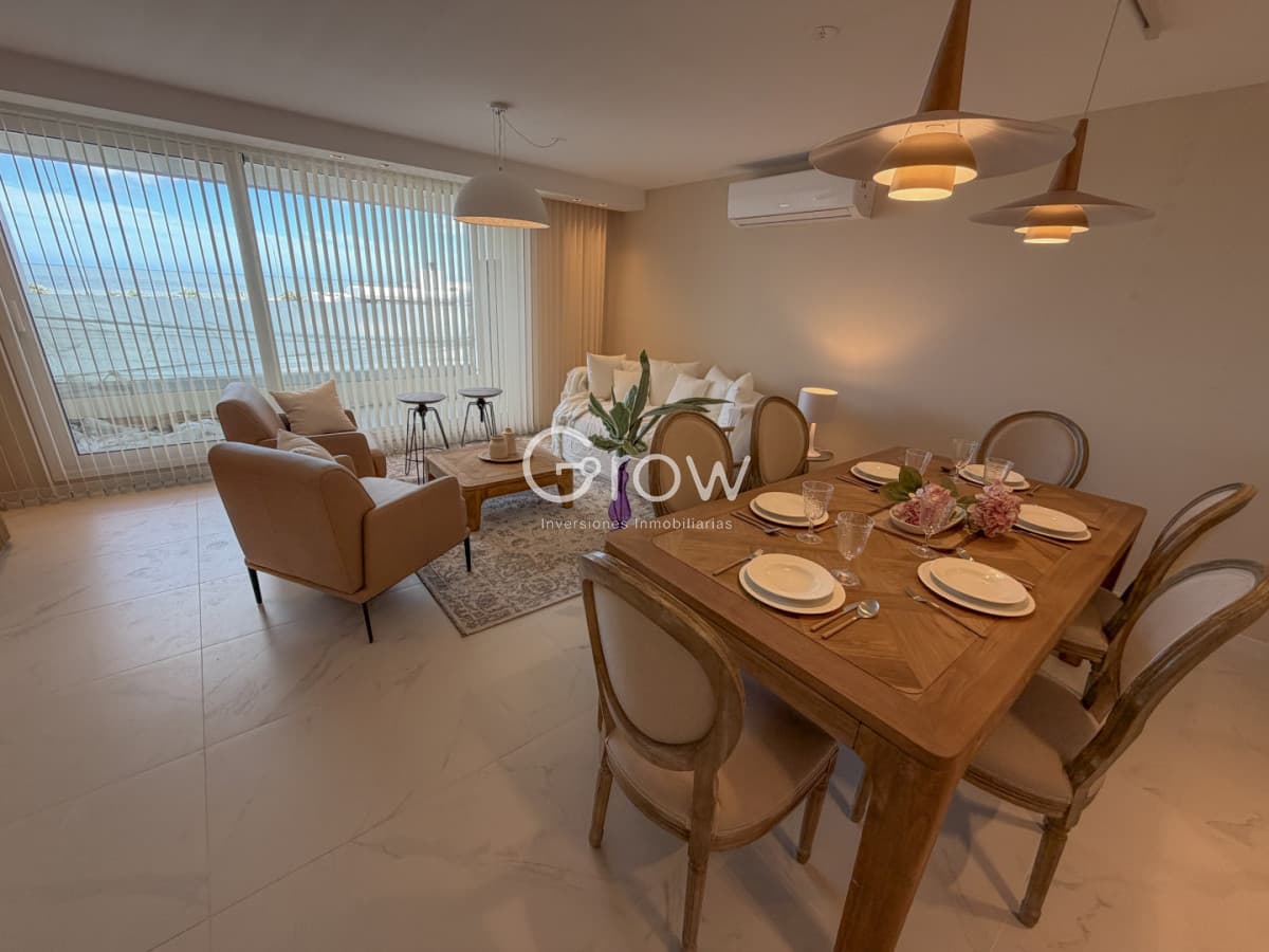 Apartamento en venta de 3 dormitorios en Playa Mansa