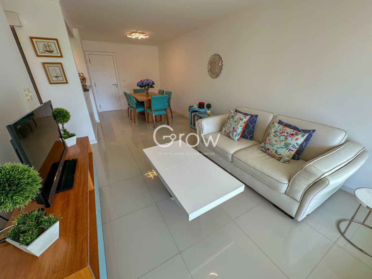 Apartamento de 1 dormitorio en exclusiva Torre de Punta del Este!