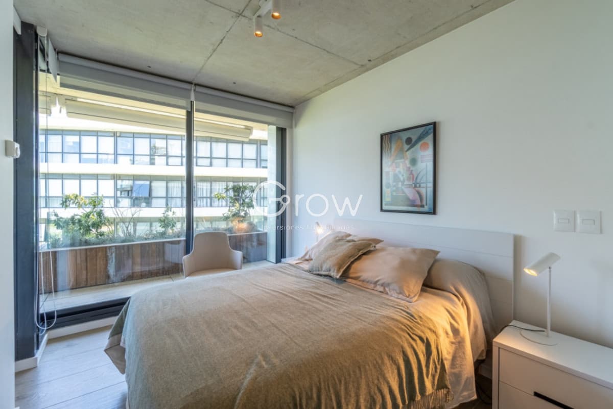 Exclusivo departamento en primera línea de Playa Mansa
