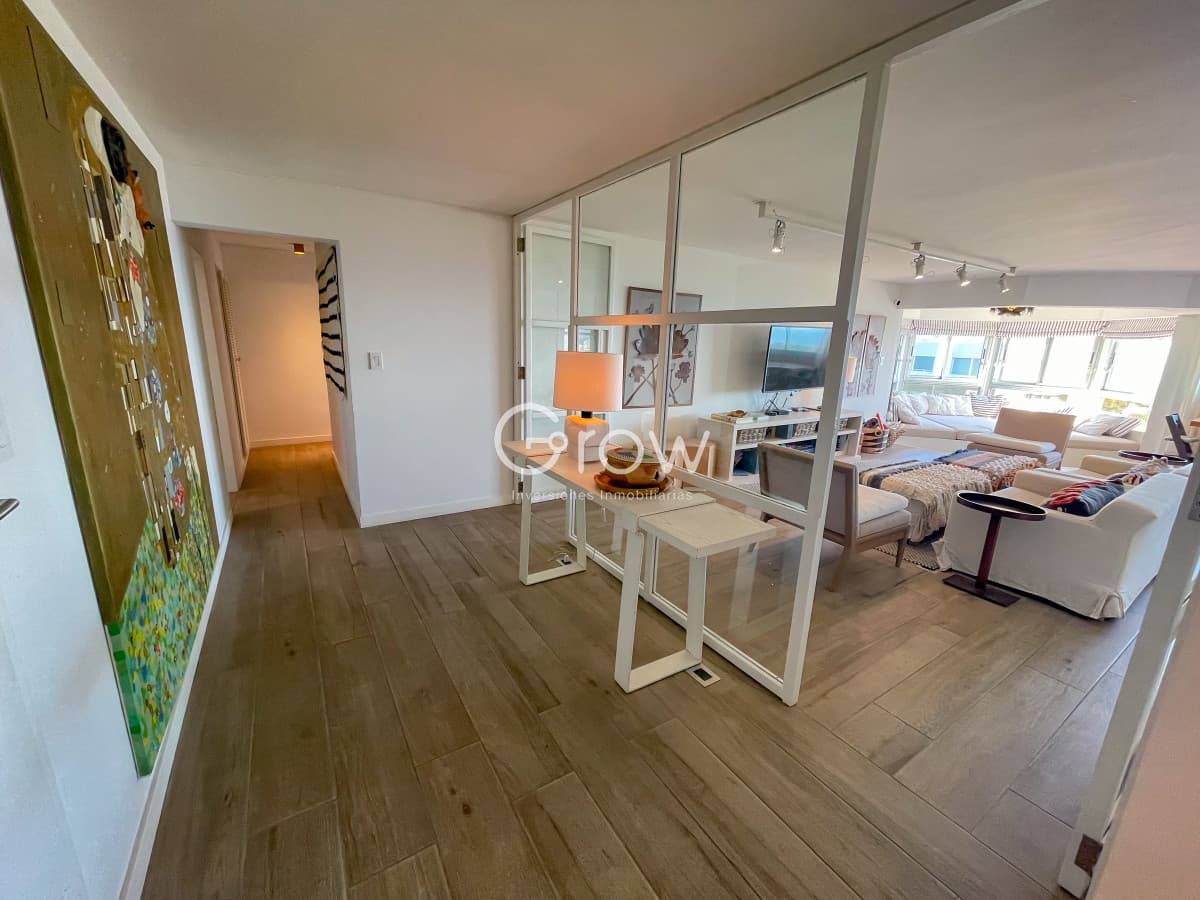 Exclusivo Penthouse duplex, cerca de todo, Av Roosevelt, Punta del Este!