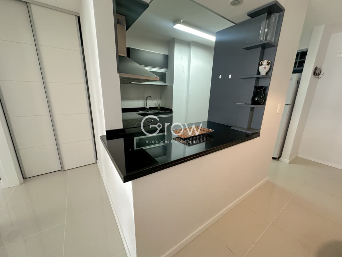 Icon Brava en venta de 2 dormitorios y medio a USD 340,000