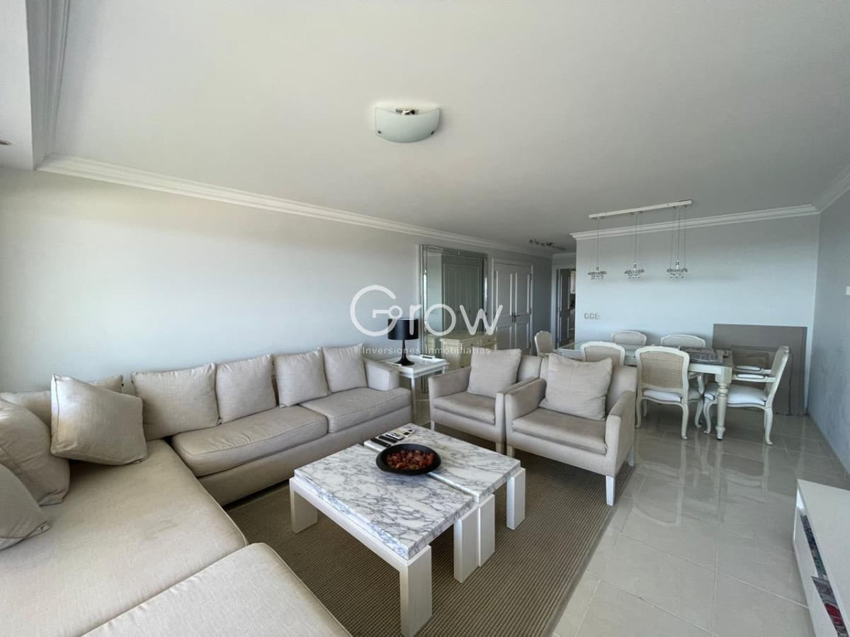 Apartamento de 3 dormitorios en Torre Le Jardin