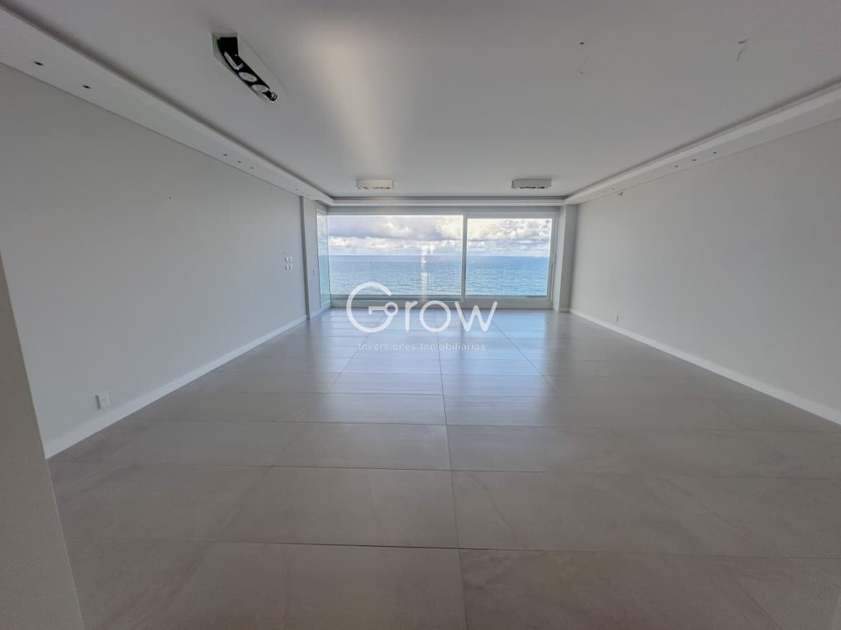 Le Parc III en piso alto, exclusivo departamento