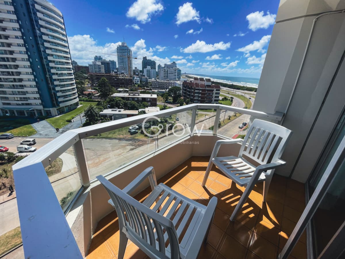 Apartamento cerca de todo!  -
