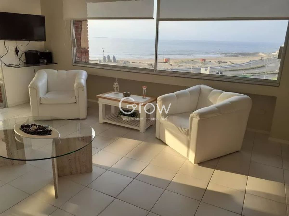 Apartamento en primera línea de Playa Brava!
