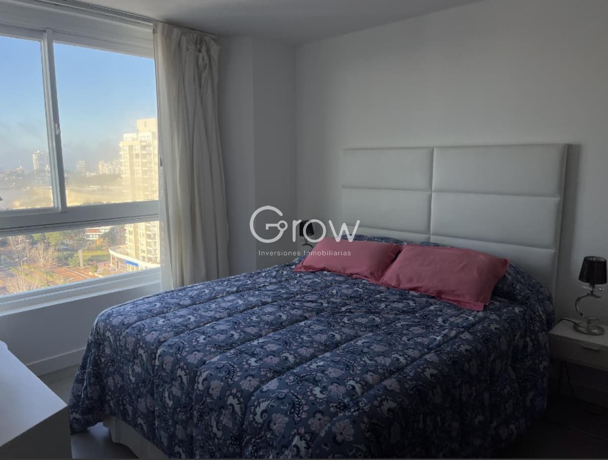 Torre Yoo piso alto en venta
