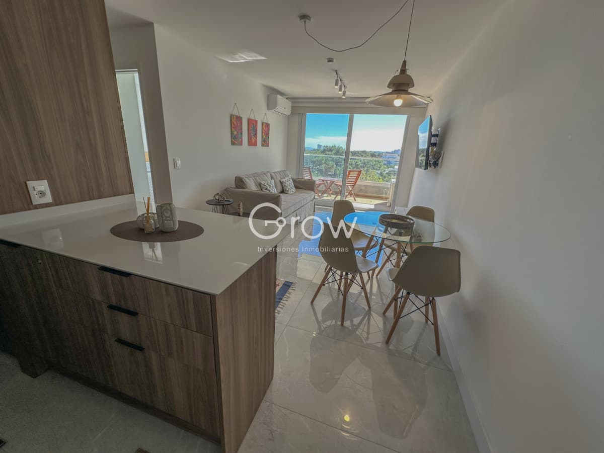 View ll de 1 dormitorio en venta y alquiler.