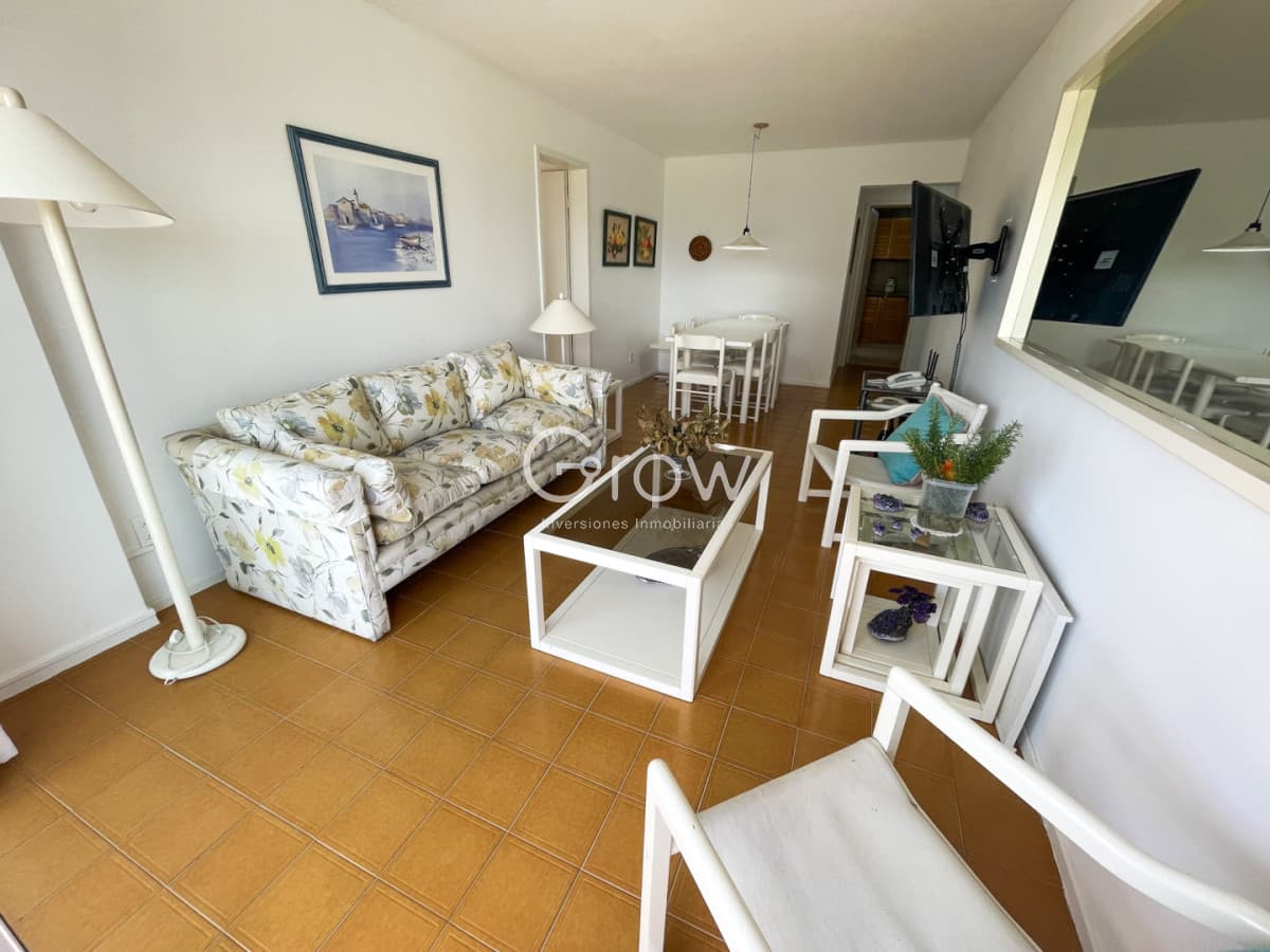Apartamento cerca de todo!  -