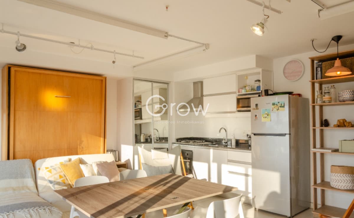 Piso alto en venta en Bellagio