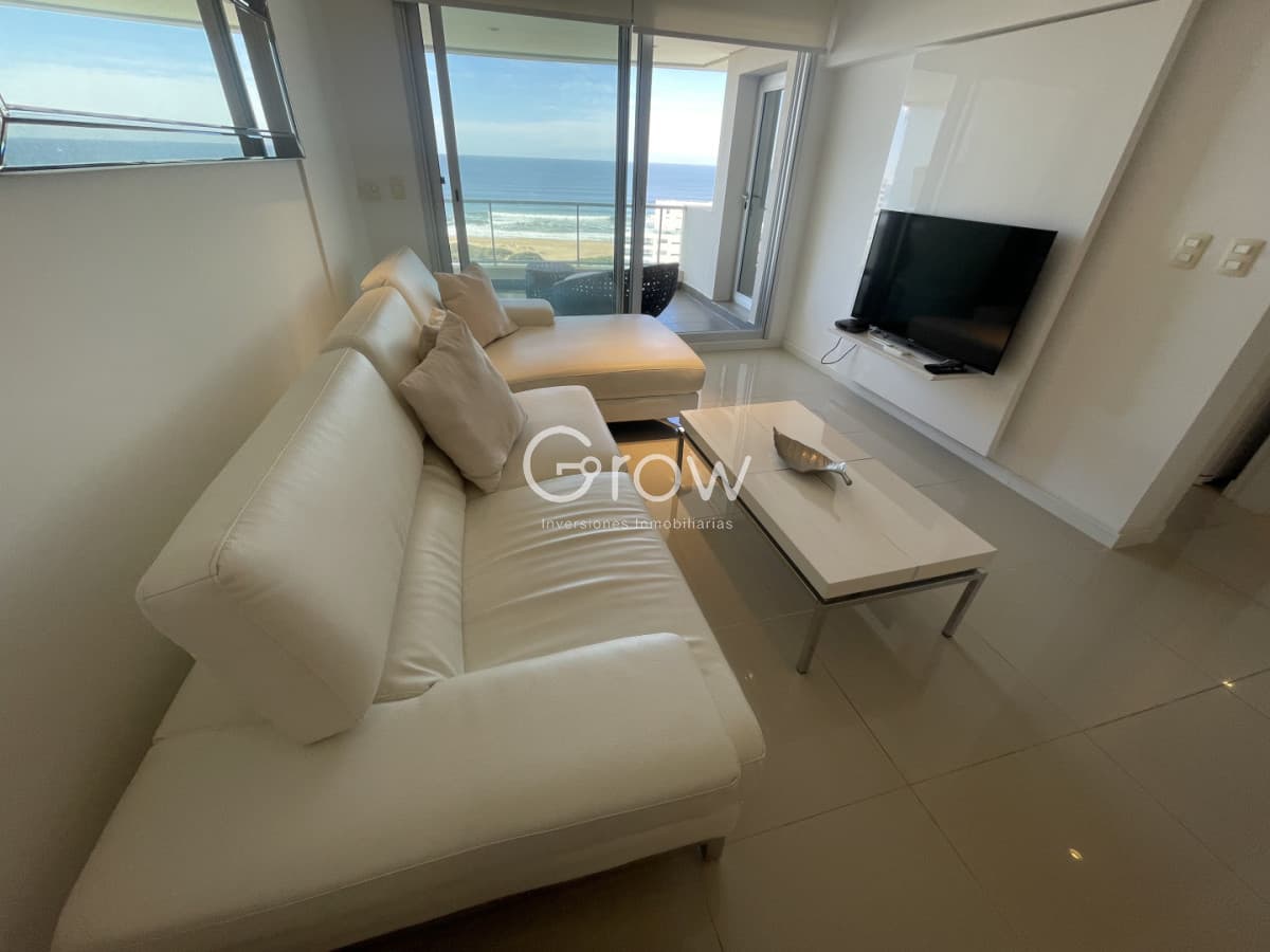 Wind Tower en venta piso alto!