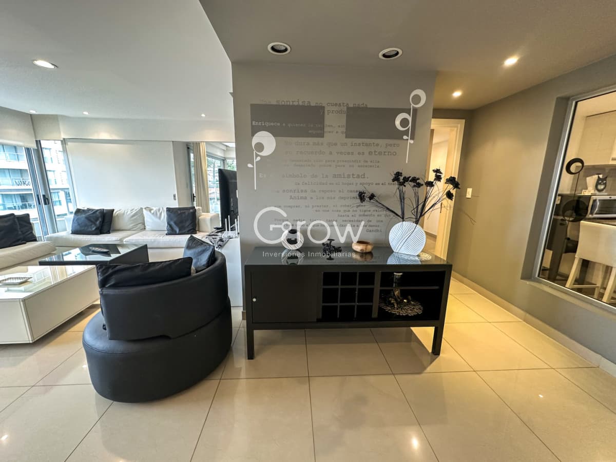 Exclusivo departamento semi piso en Playa Brava, Punta del Este!