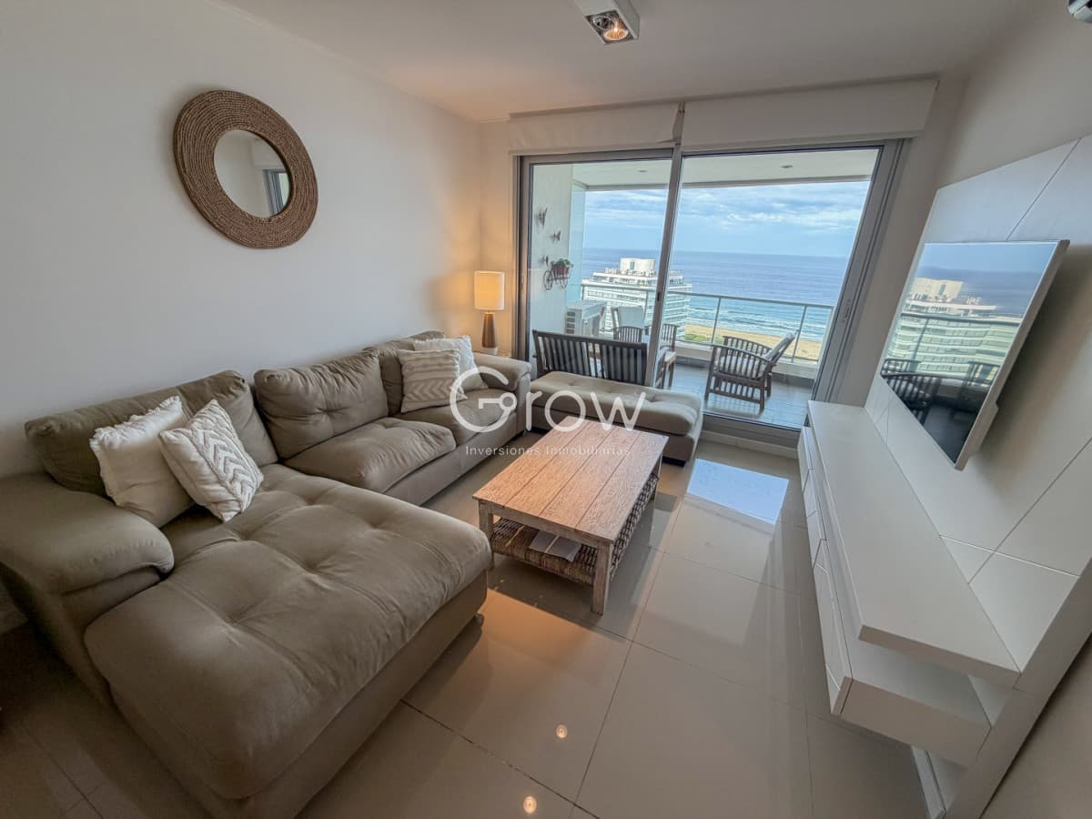 EXCELENTES VISTAS DESDE LO ALTO! Wind Tower, categoría y amenities a pasos del mar