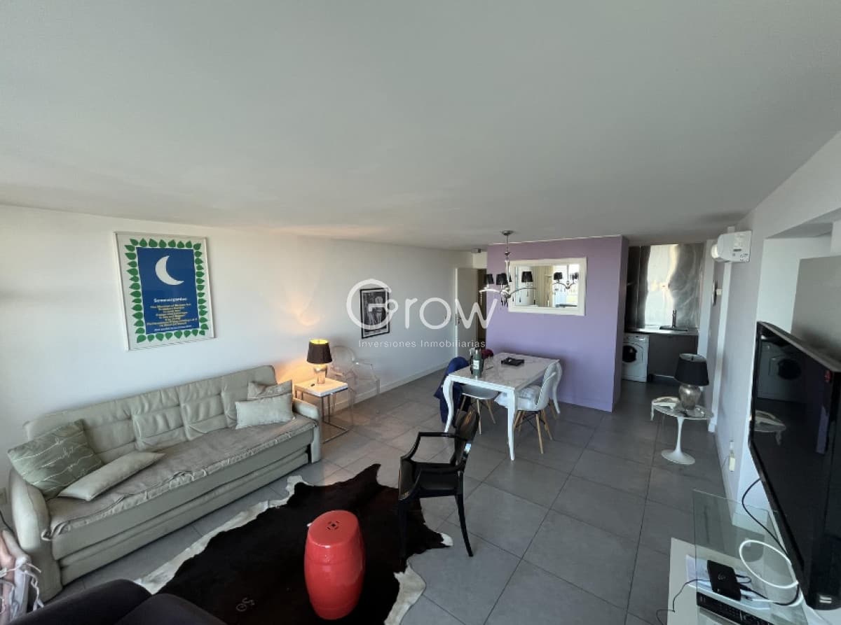 Torre Yoo piso alto en venta