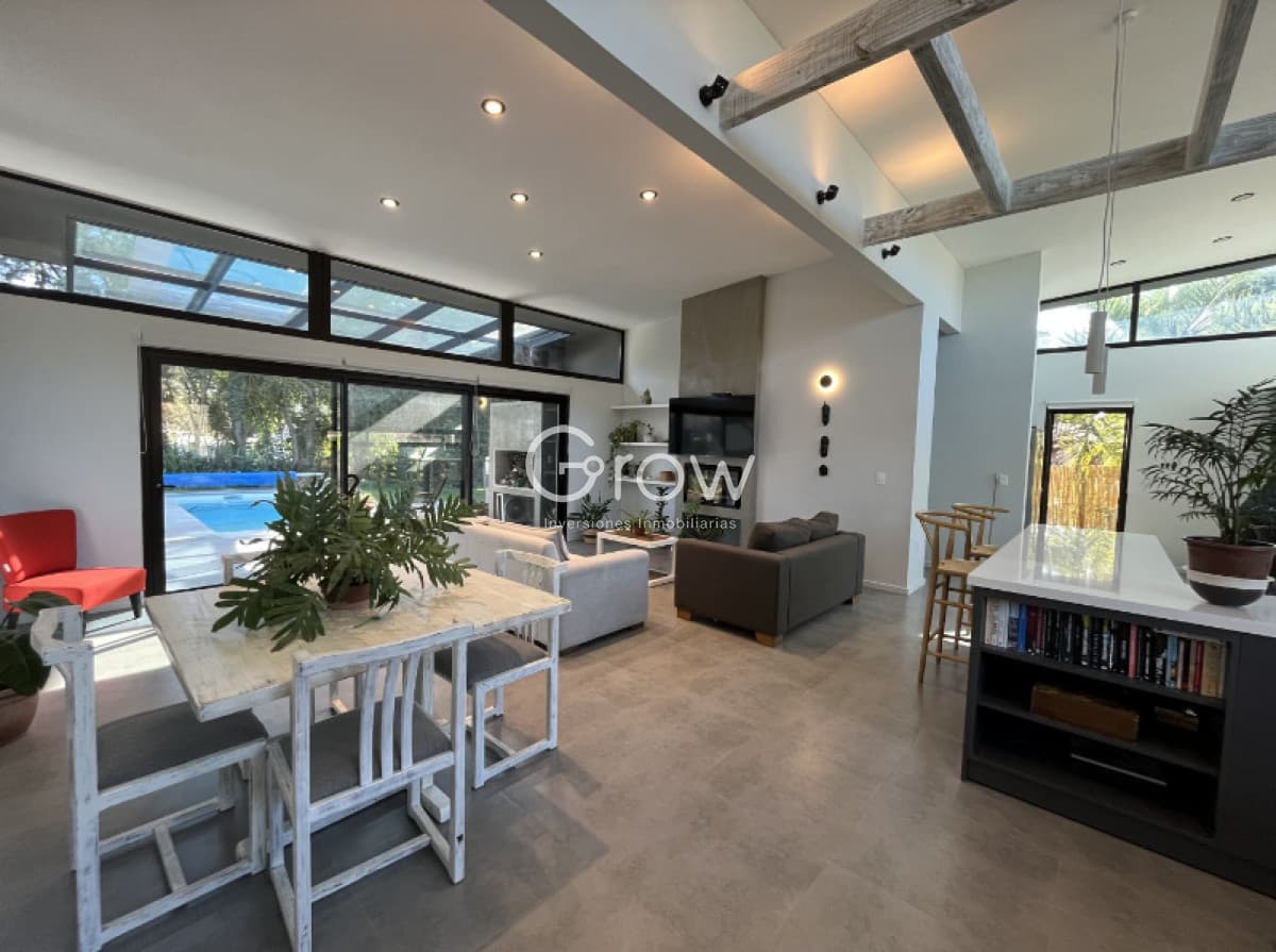 Casa moderna en venta en Lugano, Punta del Este!