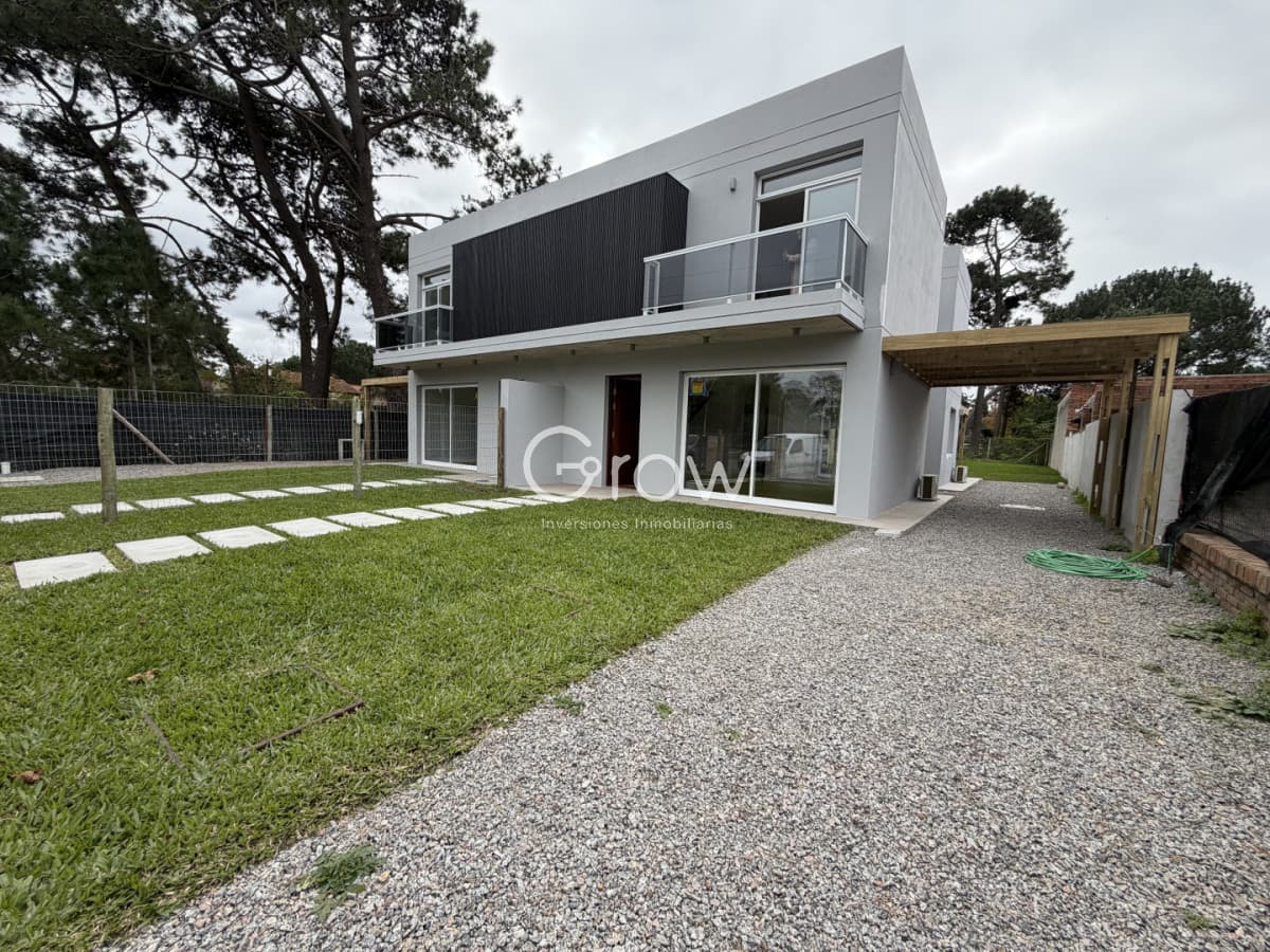 Casa a Estrenar de 3 Dormitorios en Jardines de Córdoba