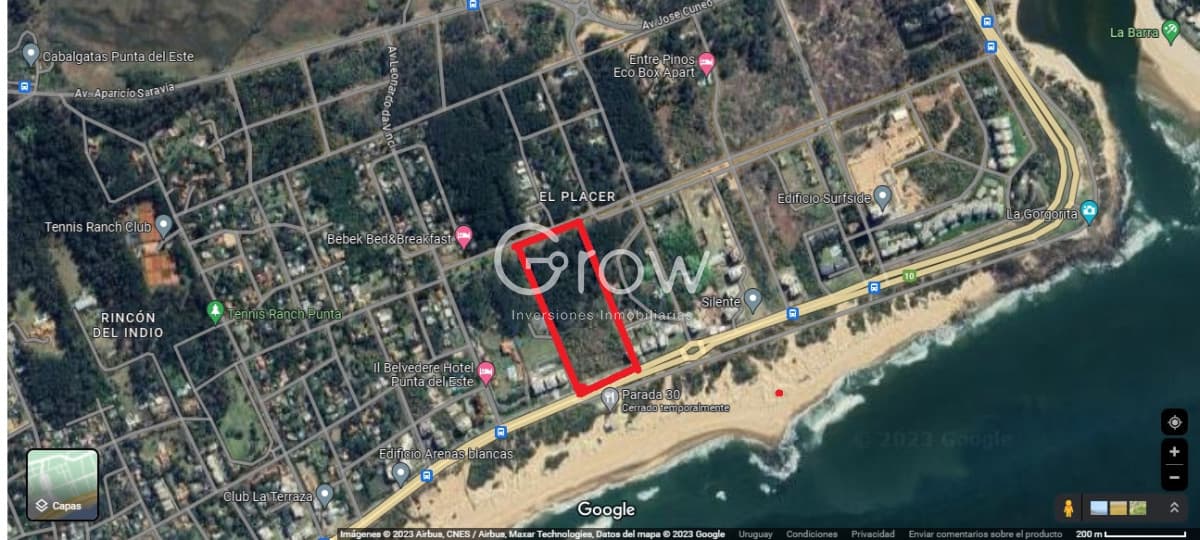 Tierra frente al Mar, playa Brava, apta para construir