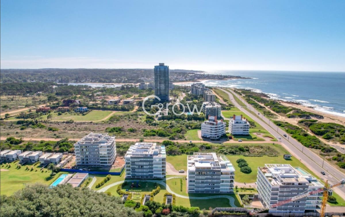 Venta de Apartamento 2 DORMITORIOS en PLAYA BRAVA, PUNTA DEL ESTE